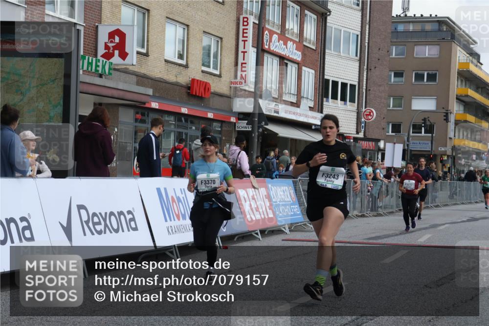 15.09.2024 - PSD Bank Halbmarathon Michael Strokosch http://msf.ph/oto/7079157 15.09.2024 12:23:19 Ziel 2078, 2307, 2550, 3243, 3277, 3320, 3370 meine-sportfotos.de