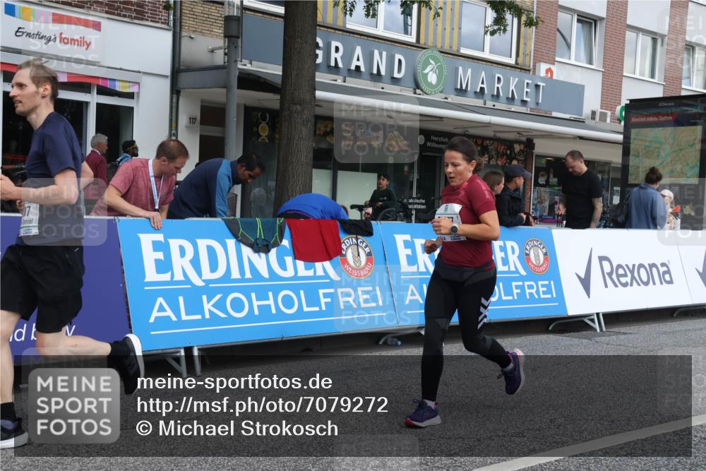 15.09.2024 - PSD Bank Halbmarathon Michael Strokosch http://msf.ph/oto/7079272 15.09.2024 12:23:26 Ziel 987, 2307, 2981, 3243, 3277, 3370 meine-sportfotos.de