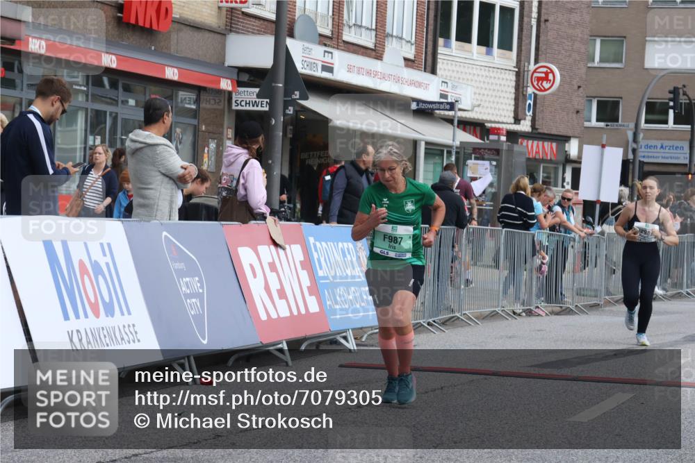 15.09.2024 - PSD Bank Halbmarathon Michael Strokosch http://msf.ph/oto/7079305 15.09.2024 12:23:28 Ziel 987, 2307, 2981, 3002, 3243, 3277, 3370 meine-sportfotos.de