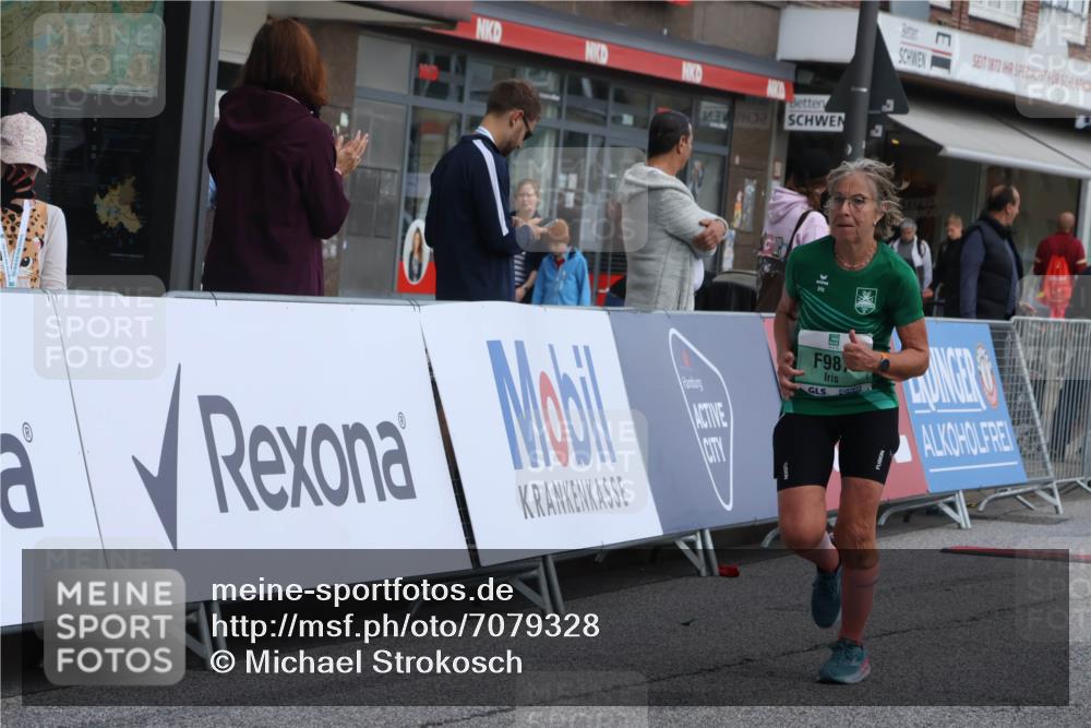 15.09.2024 - PSD Bank Halbmarathon Michael Strokosch http://msf.ph/oto/7079328 15.09.2024 12:23:29 Ziel 987, 2307, 2981, 3002, 3243, 3277, 3370 meine-sportfotos.de
