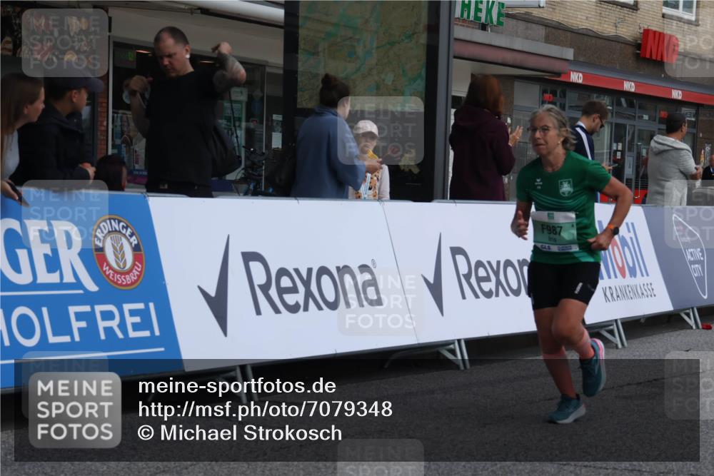 15.09.2024 - PSD Bank Halbmarathon Michael Strokosch http://msf.ph/oto/7079348 15.09.2024 12:23:30 Ziel 987, 2307, 2981, 3002, 3243, 3277 meine-sportfotos.de