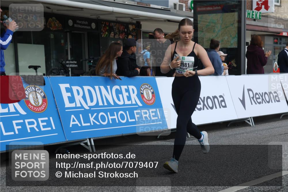15.09.2024 - PSD Bank Halbmarathon Michael Strokosch http://msf.ph/oto/7079407 15.09.2024 12:23:35 Ziel 987, 2307, 2403, 2981, 3002, 3450 meine-sportfotos.de