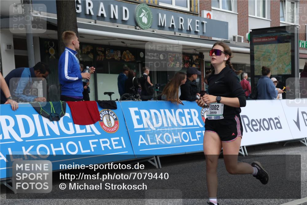 15.09.2024 - PSD Bank Halbmarathon Michael Strokosch http://msf.ph/oto/7079440 15.09.2024 12:23:38 Ziel 987, 2403, 2981, 3002, 3450 meine-sportfotos.de