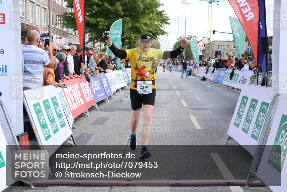 15.09.2024 - PSD Bank Halbmarathon Strokosch-Dieckow http://msf.ph/oto/7079453 15.09.2024 12:34:16 Ziel 1983, 2376, 3433, 3451 meine-sportfotos.de