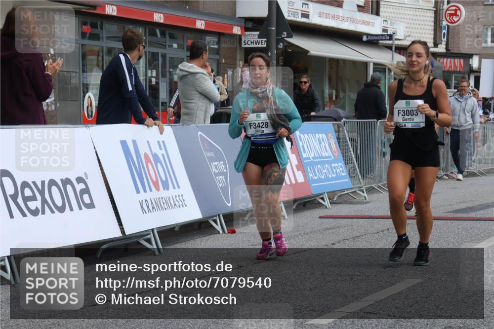 15.09.2024 - PSD Bank Halbmarathon Michael Strokosch http://msf.ph/oto/7079540 15.09.2024 12:23:48 Ziel 1883, 2403, 2537, 3003, 3075, 3428, 3450 meine-sportfotos.de