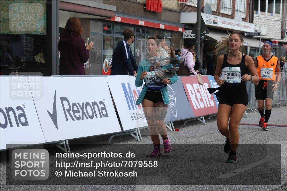15.09.2024 - PSD Bank Halbmarathon Michael Strokosch http://msf.ph/oto/7079558 15.09.2024 12:23:49 Ziel 1883, 2403, 2537, 3003, 3075, 3428, 3450 meine-sportfotos.de