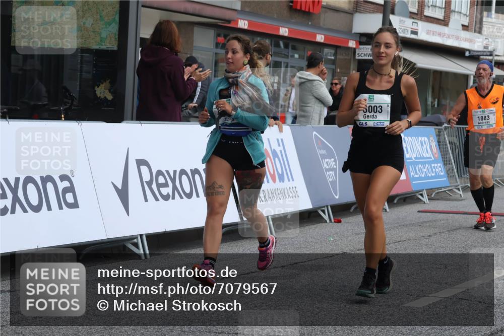15.09.2024 - PSD Bank Halbmarathon Michael Strokosch http://msf.ph/oto/7079567 15.09.2024 12:23:49 Ziel 1883, 2403, 2537, 3003, 3075, 3428, 3450 meine-sportfotos.de