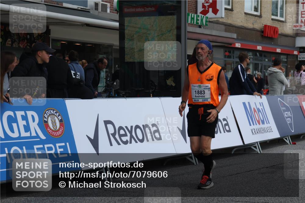 15.09.2024 - PSD Bank Halbmarathon Michael Strokosch http://msf.ph/oto/7079606 15.09.2024 12:23:52 Ziel 1883, 2403, 2537, 3003, 3075, 3222, 3428, 3450 meine-sportfotos.de