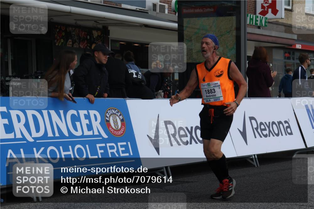 15.09.2024 - PSD Bank Halbmarathon Michael Strokosch http://msf.ph/oto/7079614 15.09.2024 12:23:53 Ziel 1883, 2403, 2537, 3003, 3075, 3222, 3428, 3450 meine-sportfotos.de