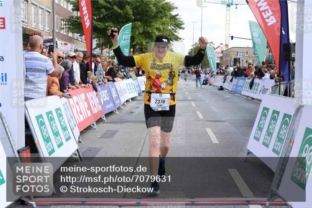 15.09.2024 - PSD Bank Halbmarathon Strokosch-Dieckow http://msf.ph/oto/7079631 15.09.2024 12:34:16 Ziel 1983, 2376, 3433, 3451 meine-sportfotos.de