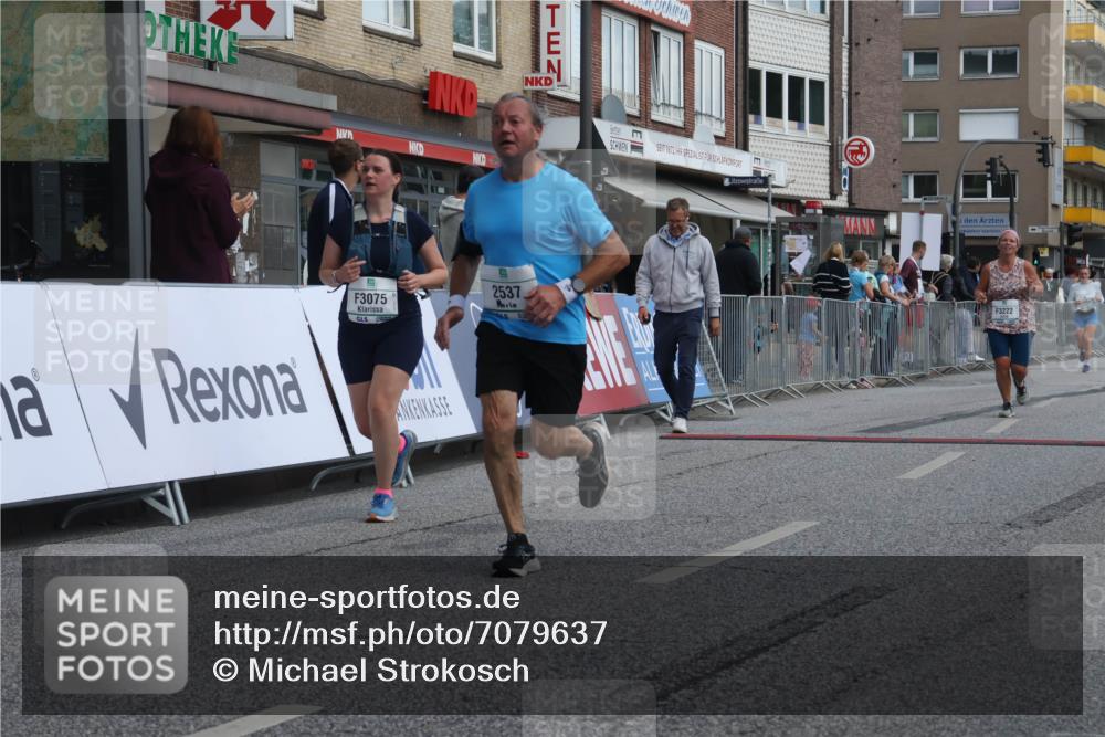 15.09.2024 - PSD Bank Halbmarathon Michael Strokosch http://msf.ph/oto/7079637 15.09.2024 12:23:56 Ziel 1883, 2537, 3003, 3075, 3222, 3428 meine-sportfotos.de