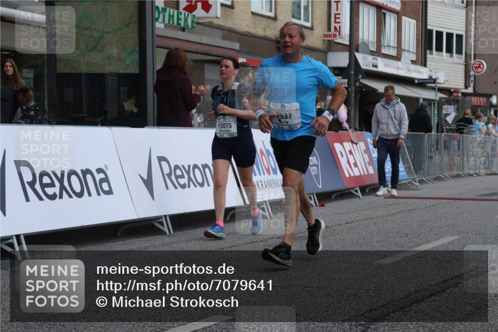 15.09.2024 - PSD Bank Halbmarathon Michael Strokosch http://msf.ph/oto/7079641 15.09.2024 12:23:56 Ziel 1883, 2537, 3003, 3075, 3222, 3428 meine-sportfotos.de