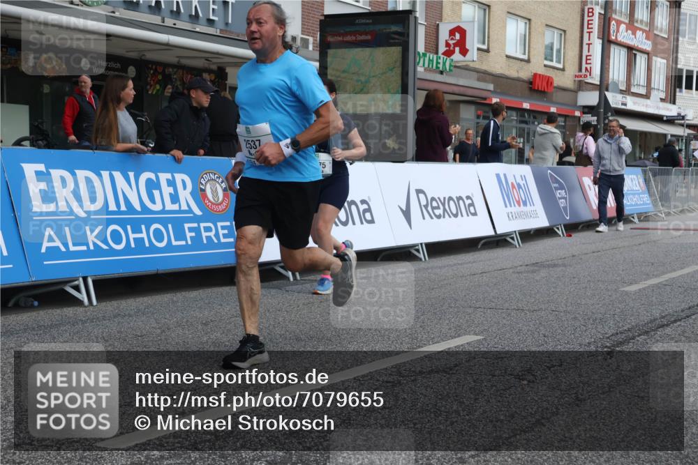15.09.2024 - PSD Bank Halbmarathon Michael Strokosch http://msf.ph/oto/7079655 15.09.2024 12:23:57 Ziel 1883, 2537, 3003, 3075, 3222, 3428, 3452 meine-sportfotos.de