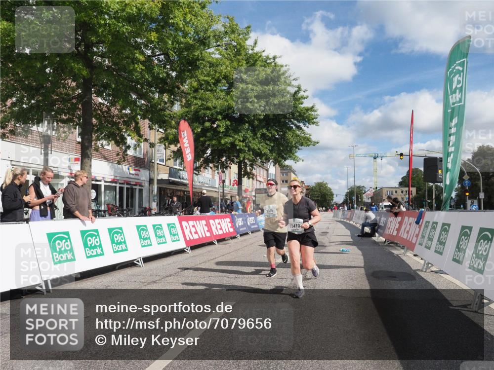 15.09.2024 - PSD Bank Halbmarathon Miley Keyser http://msf.ph/oto/7079656 15.09.2024 12:43:37 Ziel 2385, 3410 meine-sportfotos.de