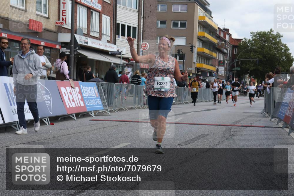 15.09.2024 - PSD Bank Halbmarathon Michael Strokosch http://msf.ph/oto/7079679 15.09.2024 12:24:00 Ziel 1883, 2537, 3003, 3075, 3222, 3428, 3452, 3543 meine-sportfotos.de