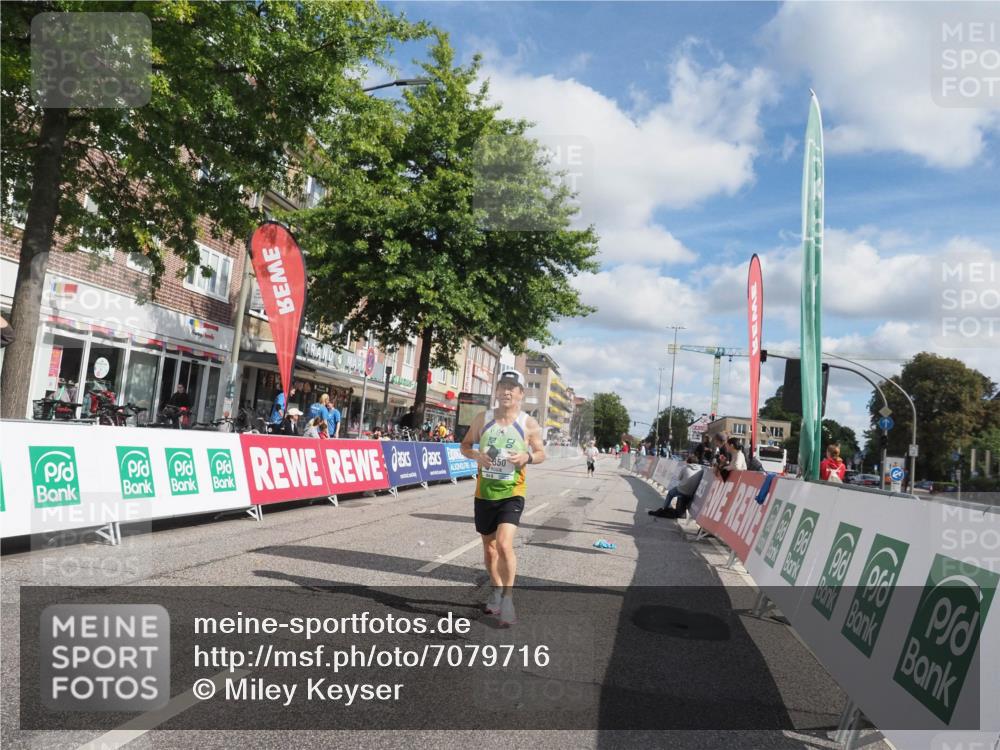 15.09.2024 - PSD Bank Halbmarathon Miley Keyser http://msf.ph/oto/7079716 15.09.2024 12:44:11 Ziel 1350, 3267 meine-sportfotos.de