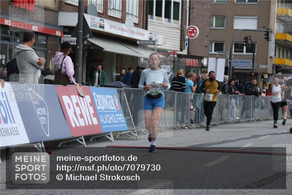 15.09.2024 - PSD Bank Halbmarathon Michael Strokosch http://msf.ph/oto/7079730 15.09.2024 12:24:04 Ziel 1997, 2527, 2537, 3075, 3222, 3371, 3452, 3543 meine-sportfotos.de