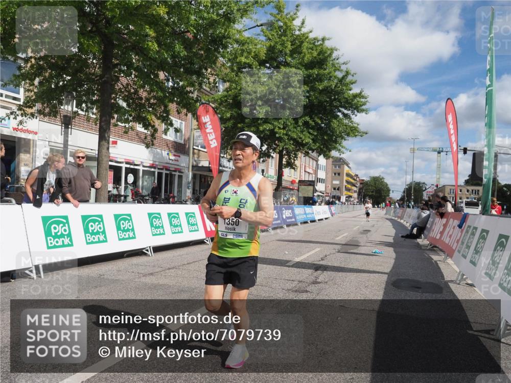 15.09.2024 - PSD Bank Halbmarathon Miley Keyser http://msf.ph/oto/7079739 15.09.2024 12:44:12 Ziel 1350, 3267 meine-sportfotos.de