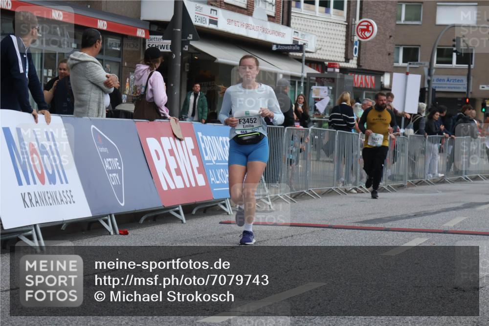 15.09.2024 - PSD Bank Halbmarathon Michael Strokosch http://msf.ph/oto/7079743 15.09.2024 12:24:05 Ziel 1765, 1997, 2527, 2537, 3075, 3222, 3371, 3452, 3543 meine-sportfotos.de