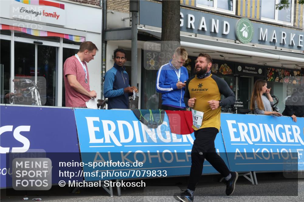 15.09.2024 - PSD Bank Halbmarathon Michael Strokosch http://msf.ph/oto/7079833 15.09.2024 12:24:13 Ziel 1765, 1997, 2527, 3008, 3256, 3371, 3452, 3543 meine-sportfotos.de