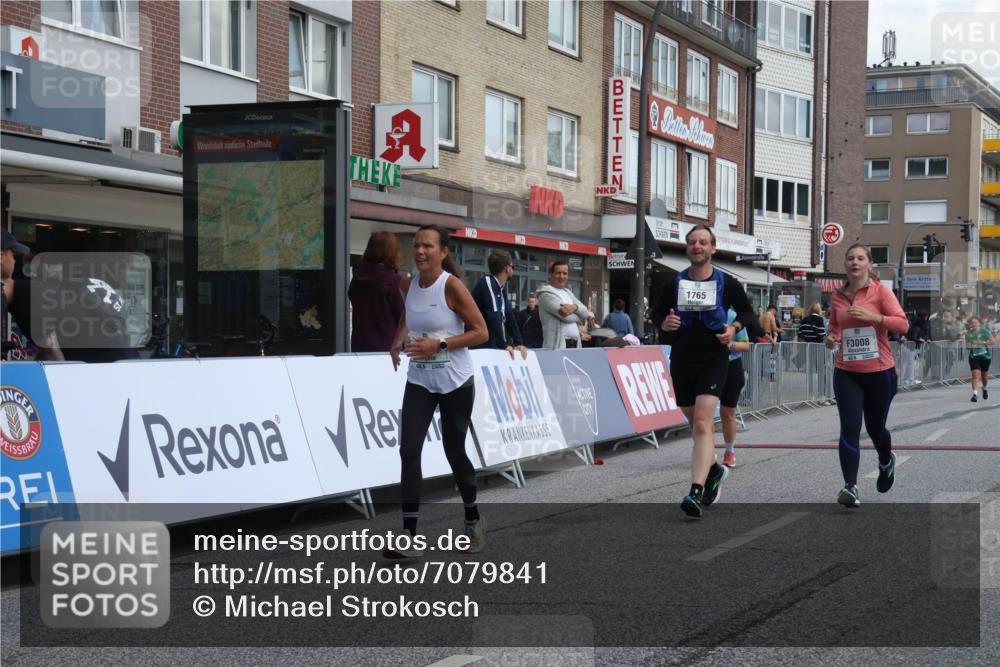 15.09.2024 - PSD Bank Halbmarathon Michael Strokosch http://msf.ph/oto/7079841 15.09.2024 12:24:14 Ziel 988, 1765, 1997, 2081, 2527, 3008, 3256, 3339, 3371, 3452, 3543 meine-sportfotos.de