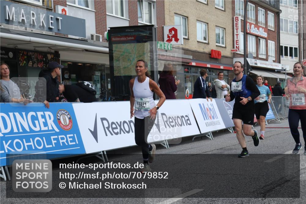15.09.2024 - PSD Bank Halbmarathon Michael Strokosch http://msf.ph/oto/7079852 15.09.2024 12:24:15 Ziel 988, 1765, 1997, 2081, 2527, 3008, 3256, 3339, 3371, 3452, 3543 meine-sportfotos.de