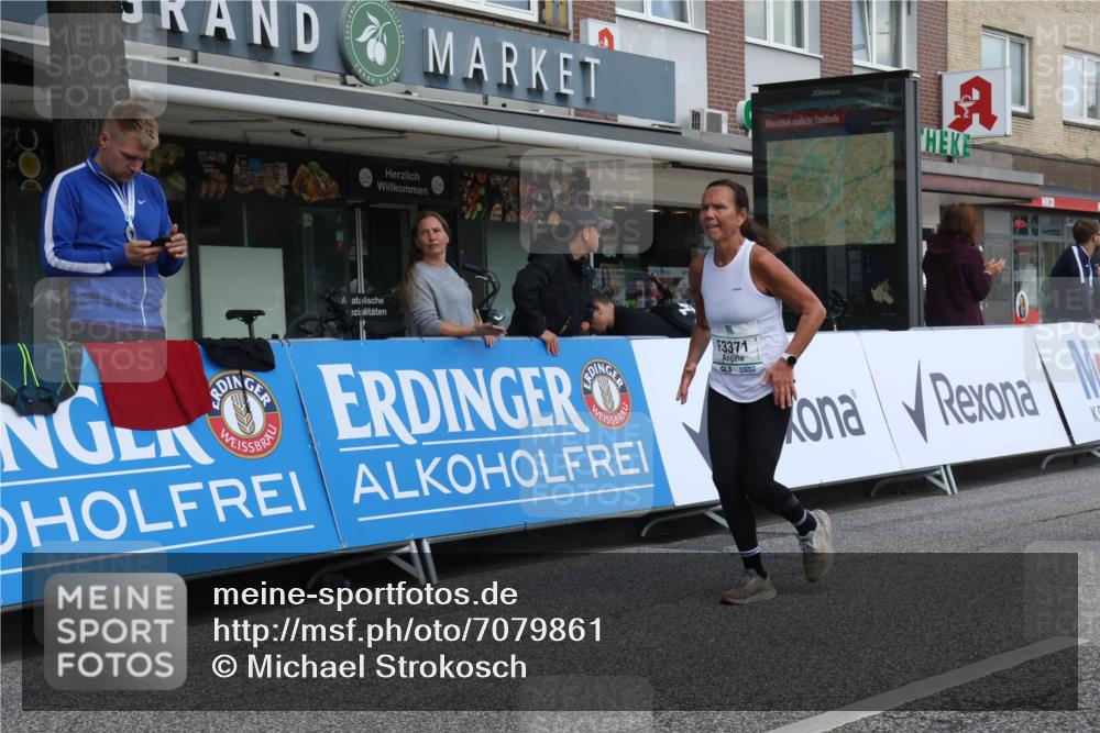 15.09.2024 - PSD Bank Halbmarathon Michael Strokosch http://msf.ph/oto/7079861 15.09.2024 12:24:15 Ziel 988, 1765, 1997, 2081, 2527, 3008, 3256, 3339, 3371, 3452, 3543 meine-sportfotos.de