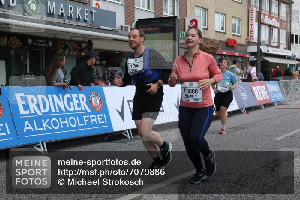15.09.2024 - PSD Bank Halbmarathon Michael Strokosch http://msf.ph/oto/7079886 15.09.2024 12:24:16 Ziel 988, 1765, 1997, 2081, 2527, 3008, 3256, 3339, 3371, 3452, 3543 meine-sportfotos.de