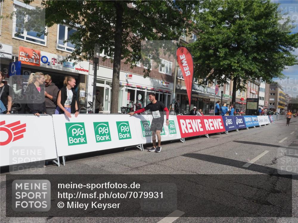 15.09.2024 - PSD Bank Halbmarathon Miley Keyser http://msf.ph/oto/7079931 15.09.2024 12:46:14 Ziel 3421 meine-sportfotos.de
