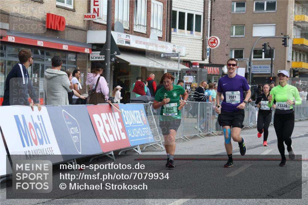 15.09.2024 - PSD Bank Halbmarathon Michael Strokosch http://msf.ph/oto/7079934 15.09.2024 12:24:21 Ziel 988, 1765, 1997, 2081, 2527, 3008, 3218, 3256, 3339, 3371 meine-sportfotos.de