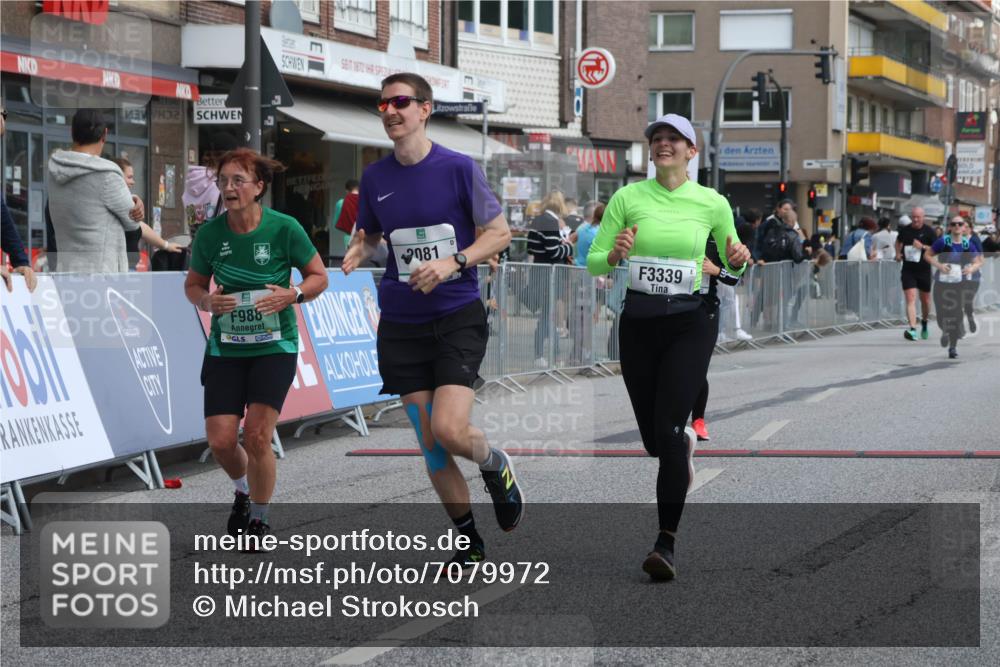15.09.2024 - PSD Bank Halbmarathon Michael Strokosch http://msf.ph/oto/7079972 15.09.2024 12:24:23 Ziel 988, 1765, 2081, 2102, 3008, 3063, 3218, 3256, 3339, 3371 meine-sportfotos.de