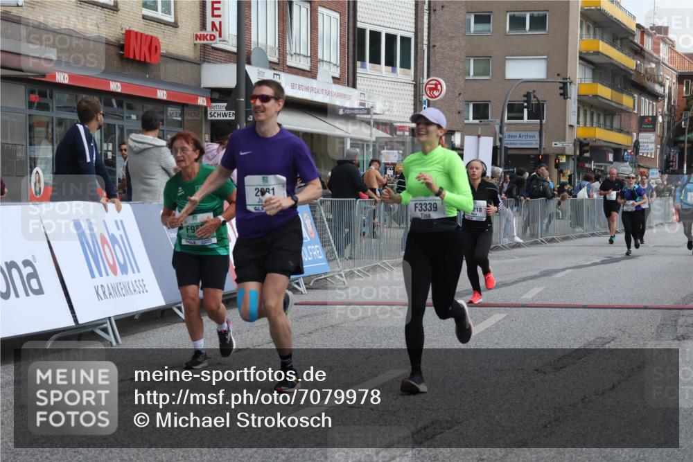 15.09.2024 - PSD Bank Halbmarathon Michael Strokosch http://msf.ph/oto/7079978 15.09.2024 12:24:23 Ziel 988, 1765, 2081, 2102, 3008, 3063, 3218, 3256, 3339, 3371 meine-sportfotos.de