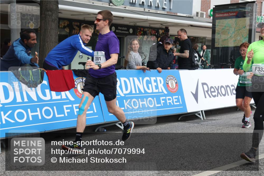 15.09.2024 - PSD Bank Halbmarathon Michael Strokosch http://msf.ph/oto/7079994 15.09.2024 12:24:25 Ziel 988, 1765, 2081, 2102, 3008, 3063, 3218, 3256, 3339 meine-sportfotos.de