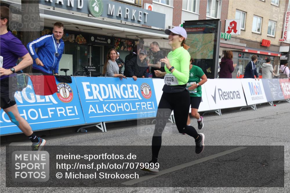 15.09.2024 - PSD Bank Halbmarathon Michael Strokosch http://msf.ph/oto/7079999 15.09.2024 12:24:25 Ziel 988, 1765, 2081, 2102, 3008, 3063, 3218, 3256, 3339 meine-sportfotos.de