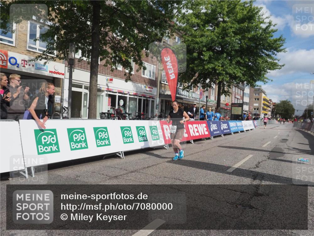 15.09.2024 - PSD Bank Halbmarathon Miley Keyser http://msf.ph/oto/7080000 15.09.2024 12:46:34 Ziel 1784, 3241 meine-sportfotos.de