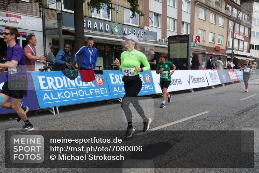 15.09.2024 - PSD Bank Halbmarathon Michael Strokosch http://msf.ph/oto/7080006 15.09.2024 12:24:25 Ziel 988, 1765, 2081, 2102, 3008, 3063, 3218, 3256, 3339 meine-sportfotos.de