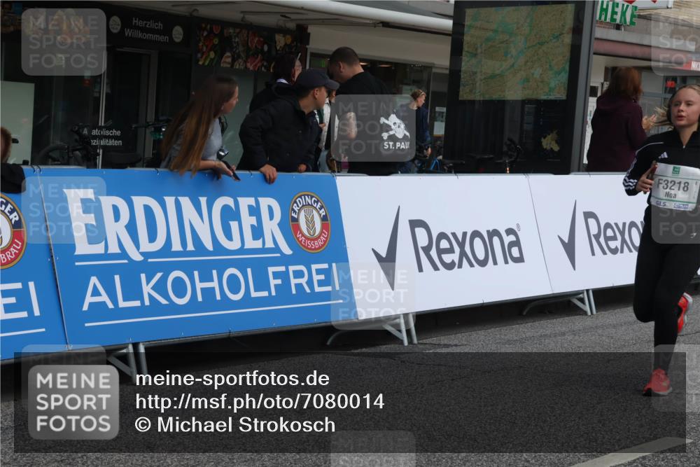 15.09.2024 - PSD Bank Halbmarathon Michael Strokosch http://msf.ph/oto/7080014 15.09.2024 12:24:27 Ziel 988, 2081, 2102, 3063, 3218, 3339 meine-sportfotos.de