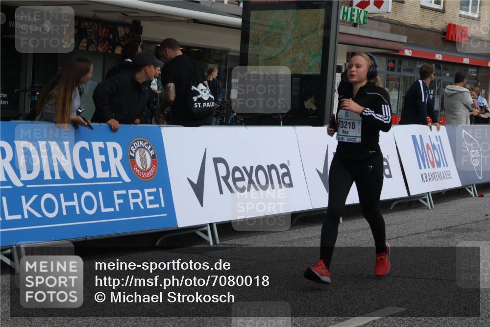 15.09.2024 - PSD Bank Halbmarathon Michael Strokosch http://msf.ph/oto/7080018 15.09.2024 12:24:27 Ziel 988, 2081, 2102, 3063, 3218, 3339 meine-sportfotos.de