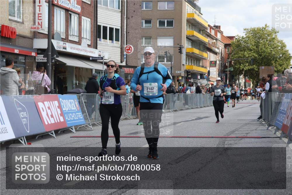 15.09.2024 - PSD Bank Halbmarathon Michael Strokosch http://msf.ph/oto/7080058 15.09.2024 12:24:31 Ziel 988, 2081, 2102, 2272, 3063, 3218, 3240, 3339, 3469 meine-sportfotos.de