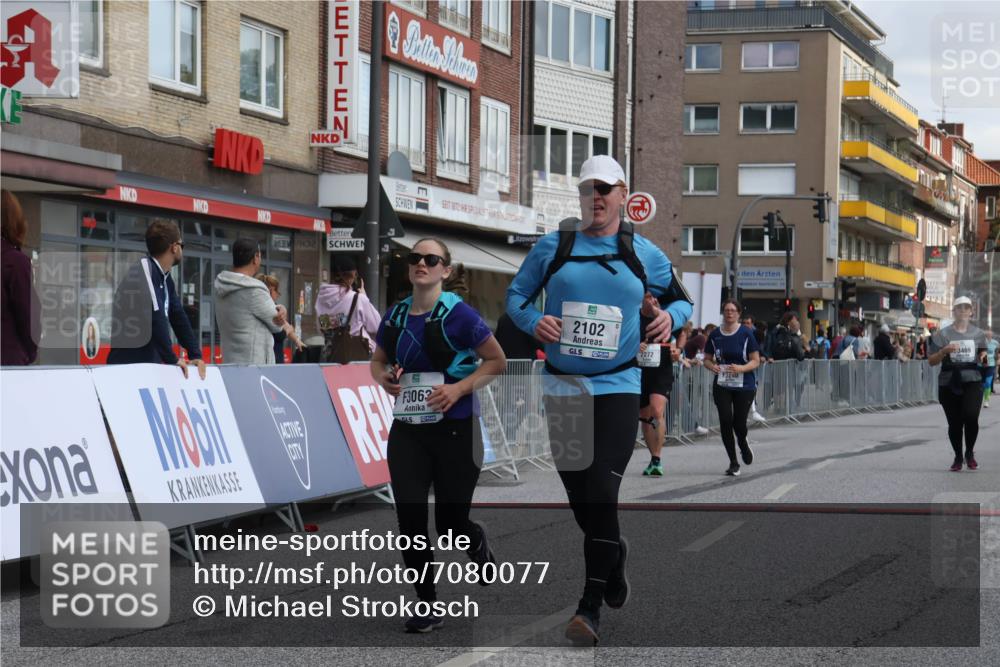 15.09.2024 - PSD Bank Halbmarathon Michael Strokosch http://msf.ph/oto/7080077 15.09.2024 12:24:32 Ziel 988, 2081, 2102, 2272, 3063, 3218, 3240, 3339, 3469 meine-sportfotos.de
