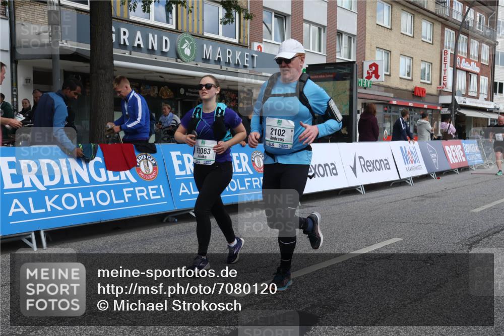 15.09.2024 - PSD Bank Halbmarathon Michael Strokosch http://msf.ph/oto/7080120 15.09.2024 12:24:34 Ziel 988, 2081, 2102, 2272, 3063, 3218, 3240, 3339, 3469 meine-sportfotos.de