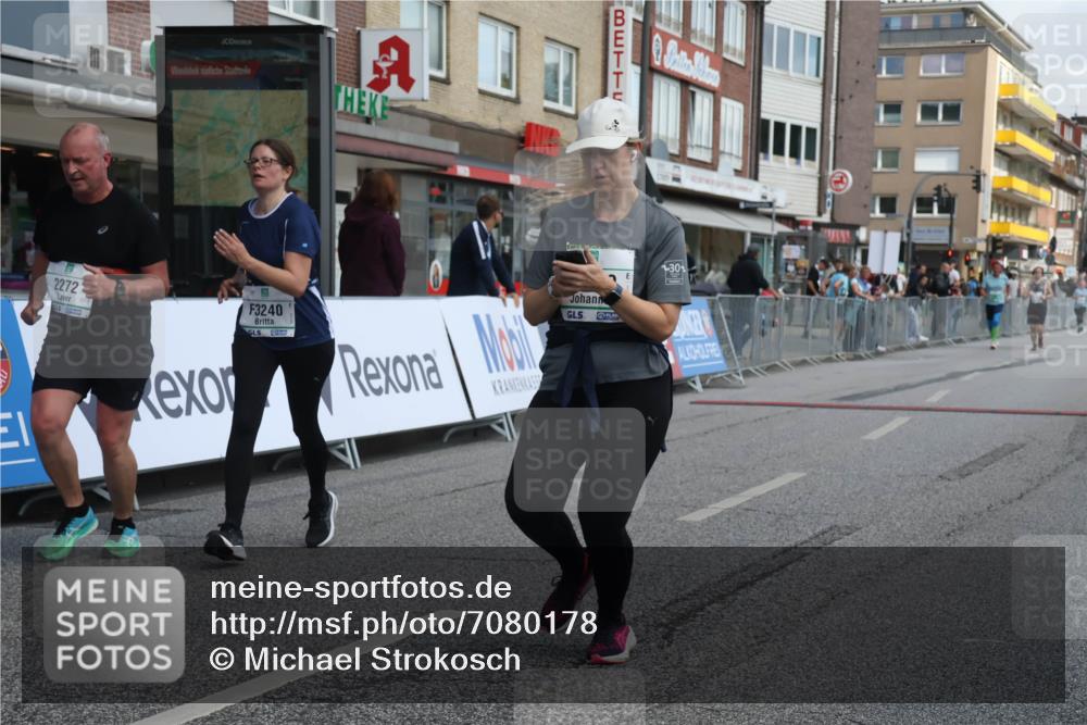 15.09.2024 - PSD Bank Halbmarathon Michael Strokosch http://msf.ph/oto/7080178 15.09.2024 12:24:39 Ziel 2102, 2272, 3063, 3240, 3469 meine-sportfotos.de