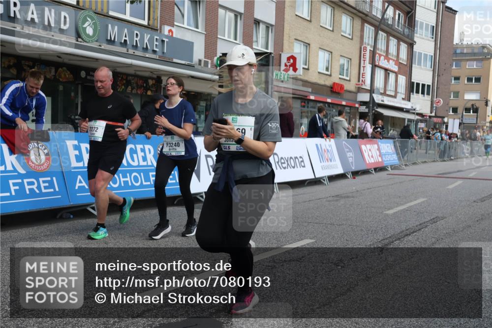 15.09.2024 - PSD Bank Halbmarathon Michael Strokosch http://msf.ph/oto/7080193 15.09.2024 12:24:39 Ziel 2102, 2272, 3063, 3240, 3469 meine-sportfotos.de