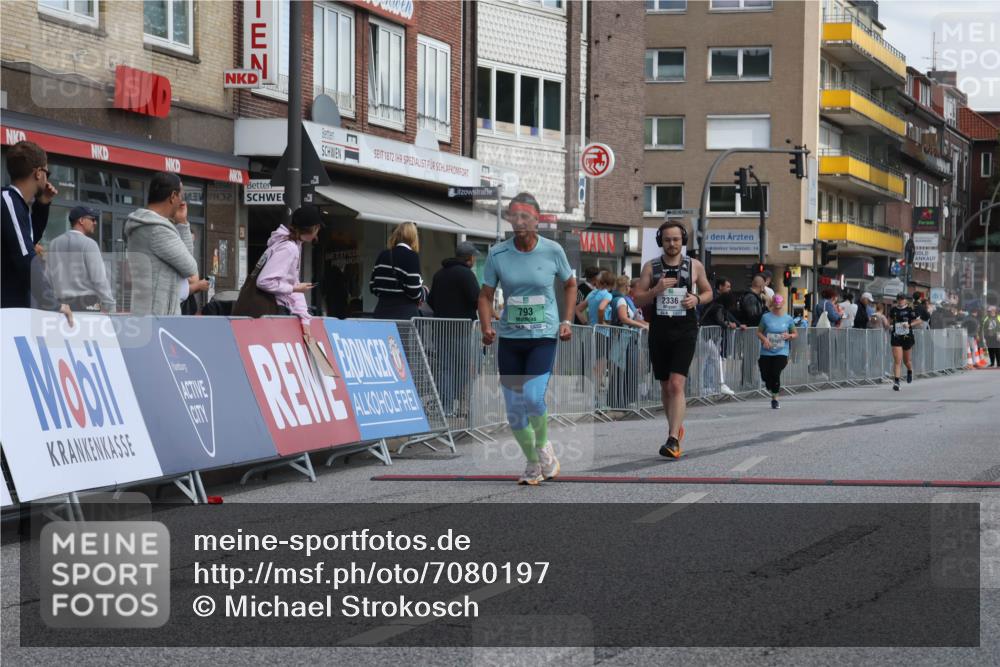 15.09.2024 - PSD Bank Halbmarathon Michael Strokosch http://msf.ph/oto/7080197 15.09.2024 12:24:47 Ziel 793, 2272, 2336, 3240, 3469 meine-sportfotos.de