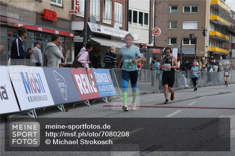 15.09.2024 - PSD Bank Halbmarathon Michael Strokosch http://msf.ph/oto/7080208 15.09.2024 12:24:47 Ziel 793, 2272, 2336, 3240, 3469 meine-sportfotos.de