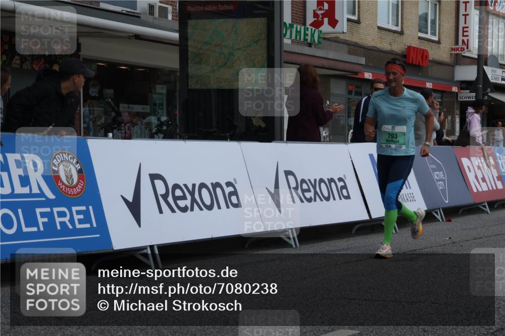 15.09.2024 - PSD Bank Halbmarathon Michael Strokosch http://msf.ph/oto/7080238 15.09.2024 12:24:49 Ziel 793, 1409, 2336, 3101 meine-sportfotos.de