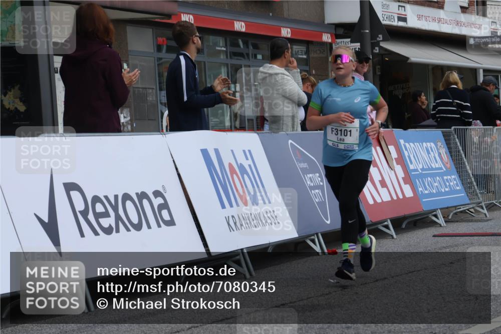 15.09.2024 - PSD Bank Halbmarathon Michael Strokosch http://msf.ph/oto/7080345 15.09.2024 12:24:57 Ziel 793, 1409, 2255, 2336, 2771, 3101 meine-sportfotos.de