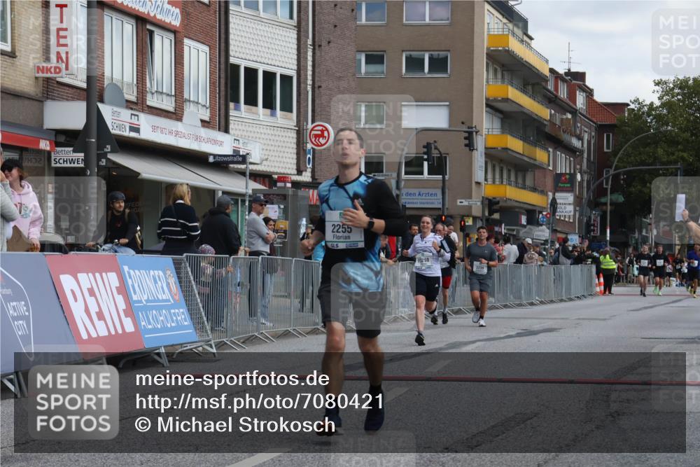 15.09.2024 - PSD Bank Halbmarathon Michael Strokosch http://msf.ph/oto/7080421 15.09.2024 12:25:03 Ziel 1409, 2255, 2771, 3101, 3298 meine-sportfotos.de