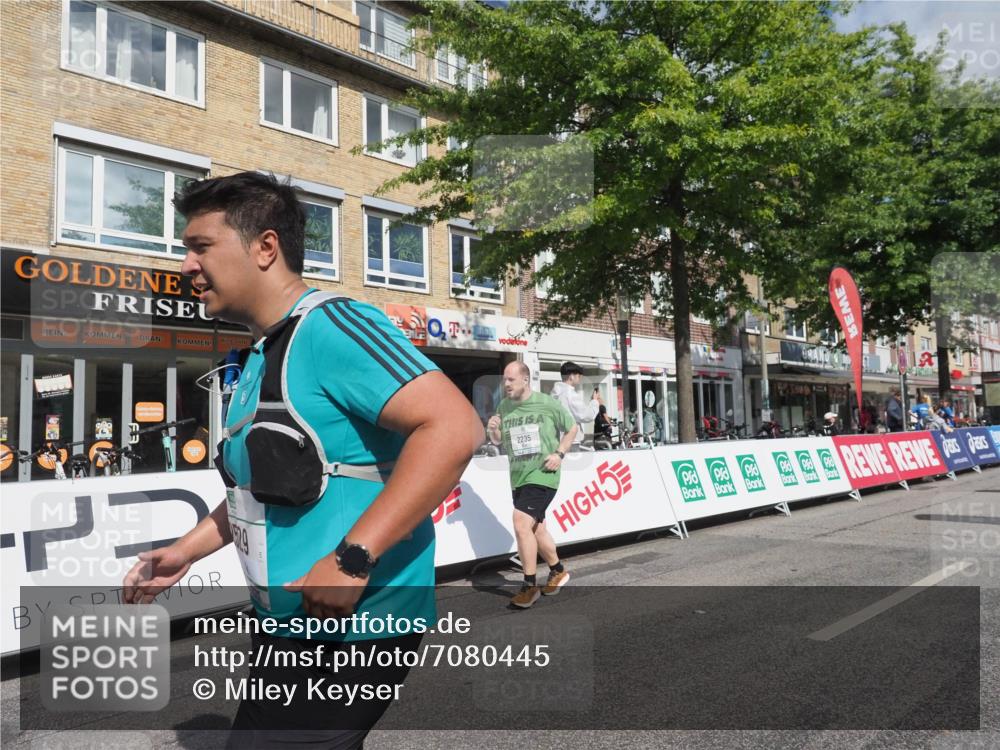 15.09.2024 - PSD Bank Halbmarathon Miley Keyser http://msf.ph/oto/7080445 15.09.2024 12:49:47 Ziel 1962, 2235, 2529, 3113 meine-sportfotos.de