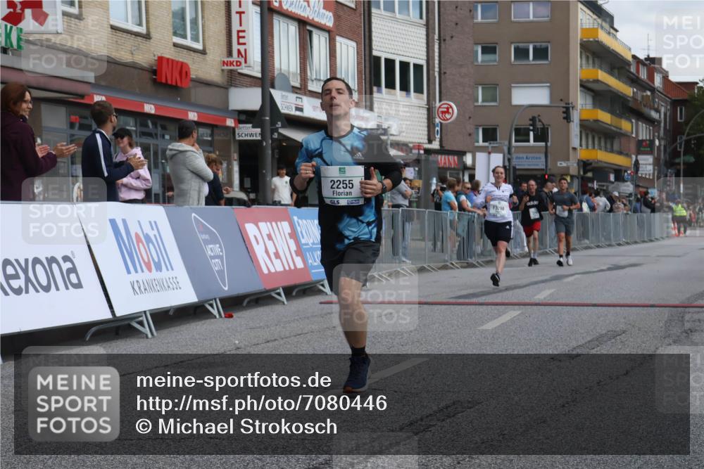 15.09.2024 - PSD Bank Halbmarathon Michael Strokosch http://msf.ph/oto/7080446 15.09.2024 12:25:04 Ziel 1409, 2239, 2255, 2267, 2771, 3101, 3298 meine-sportfotos.de
